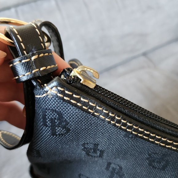 Dooney & Bourke Handbag - Picture 4 of 5